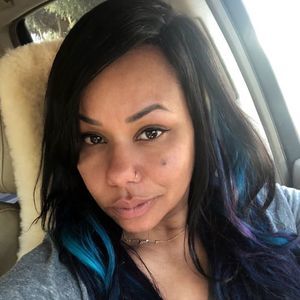 Meet your Posher, Traci